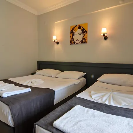 Hotel Berry Bella